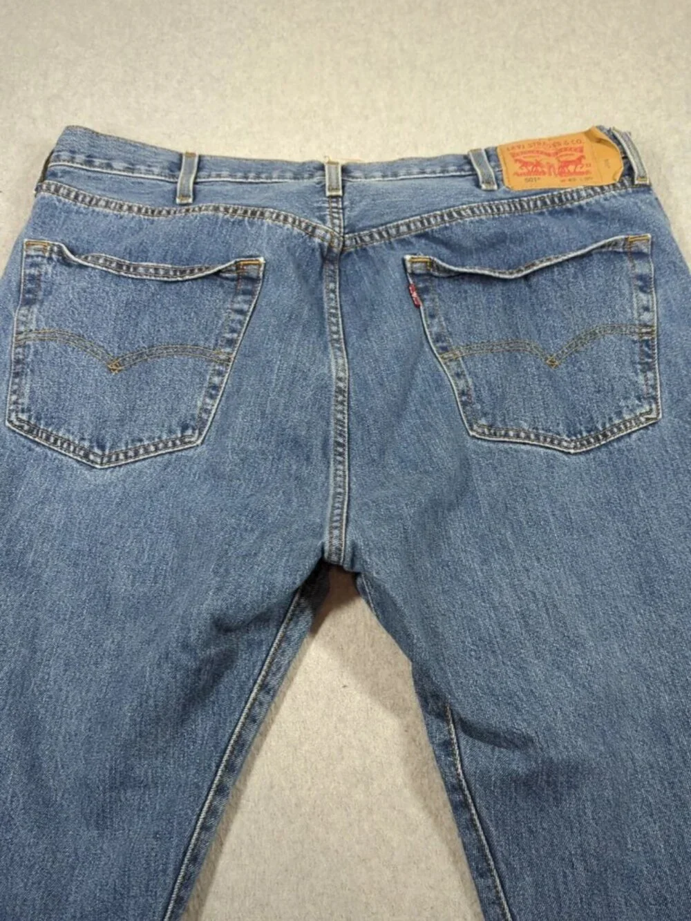 Levi's 501 Jeans Men's 42x30 (Actual 41x29) Original Fit Straight Leg Button Fly